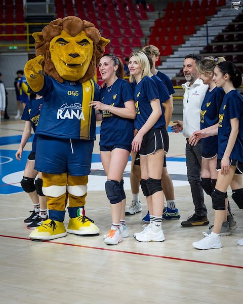 Campioni della Sponsor Cup 2025: il successo di Stefani Group in campo con Verona Volley