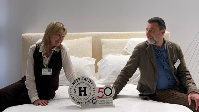 Lavanderie Stefani Group premiata a Hospitality per 20 anni di fedeltà come espositore