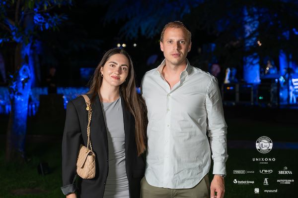 Circolo Tennis Scaligero<br> Unixono & Elena Camo: Le Grandi Voci Pop