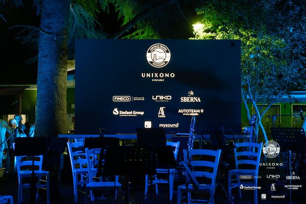 Circolo Tennis Scaligero<br> Unixono & Elena Camo: Le Grandi Voci Pop