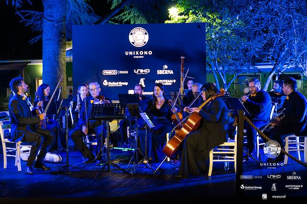 Circolo Tennis Scaligero<br> Unixono & Elena Camo: Le Grandi Voci Pop