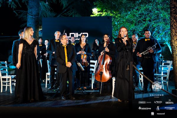 Circolo Tennis Scaligero<br> Unixono & Elena Camo: Le Grandi Voci Pop