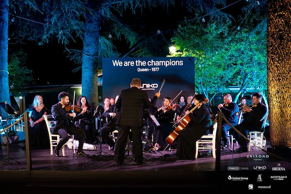 Circolo Tennis Scaligero<br> Unixono & Elena Camo: Le Grandi Voci Pop