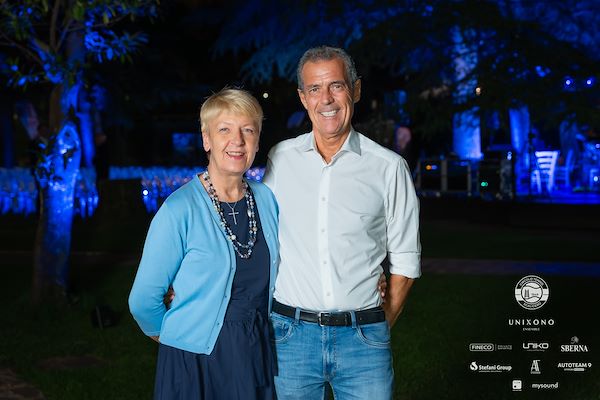 Circolo Tennis Scaligero<br> Unixono & Elena Camo: Le Grandi Voci Pop