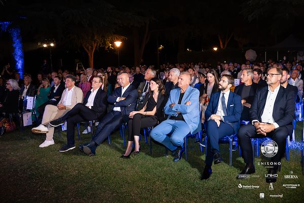 Circolo Tennis Scaligero<br> Unixono & Elena Camo: Le Grandi Voci Pop