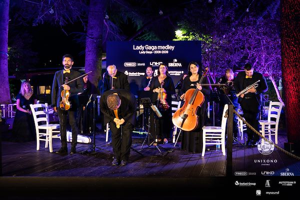 Circolo Tennis Scaligero<br> Unixono & Elena Camo: Le Grandi Voci Pop