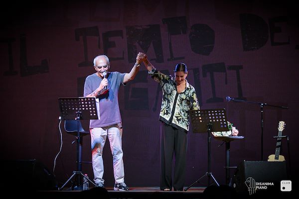 Stefani Group con Disanima Piano per Paola Turci e Gino Castaldo: Il tempo dei Giganti