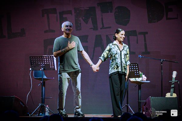 Stefani Group con Disanima Piano per Paola Turci e Gino Castaldo: Il tempo dei Giganti